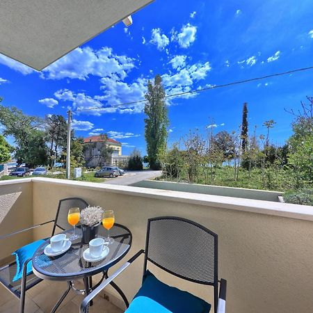 Iris Beach Apartments Kaštela Стая снимка