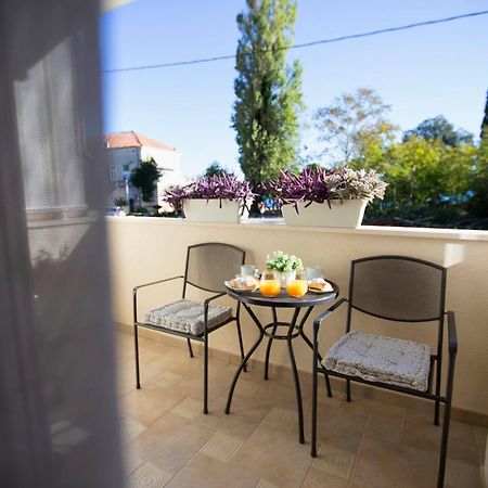 Iris Beach Apartments Kaštela Стая снимка