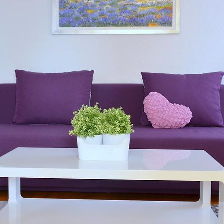 Iris Beach Apartments Kaštela Екстериор снимка