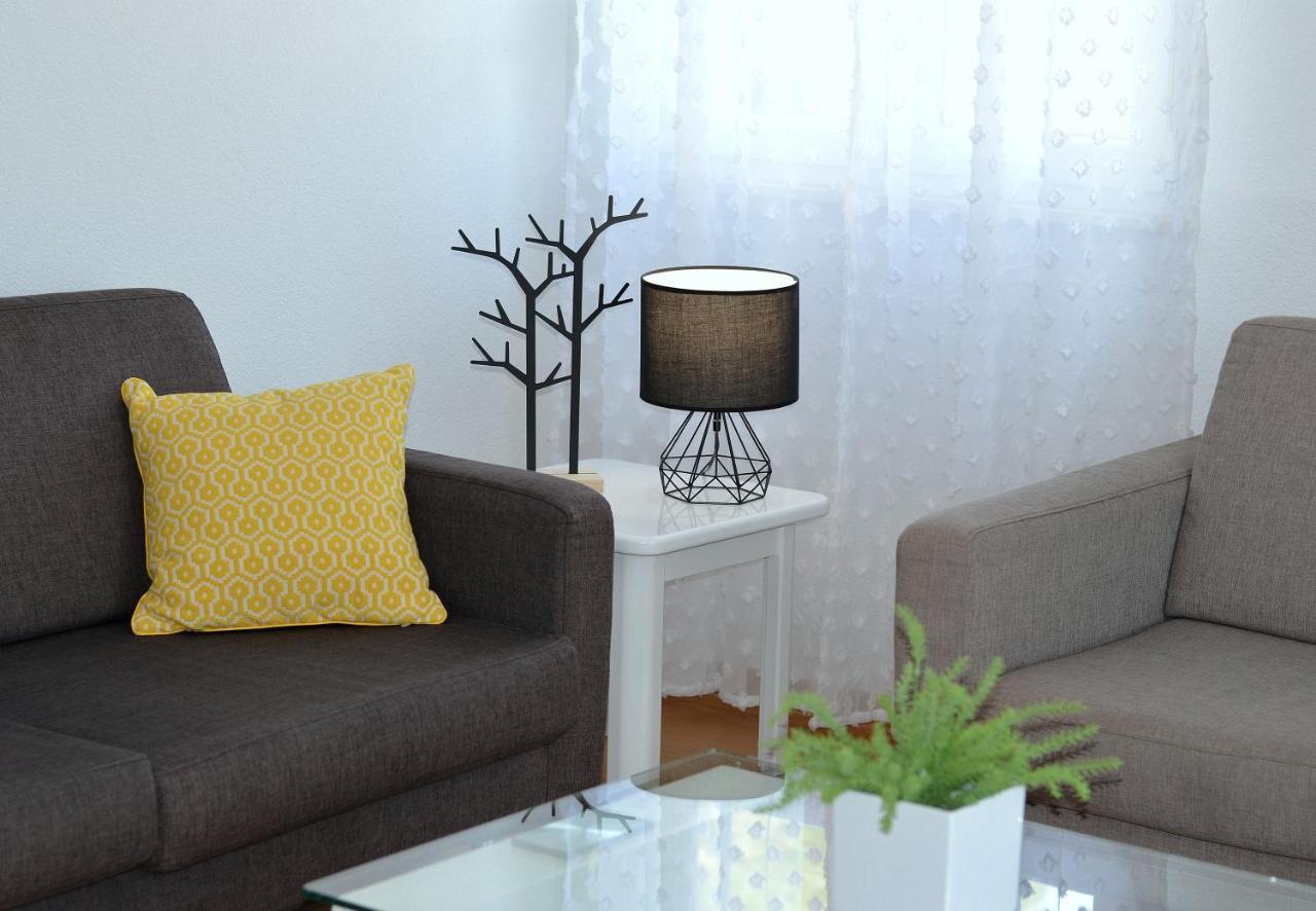 Iris Beach Apartments Kaštela Екстериор снимка