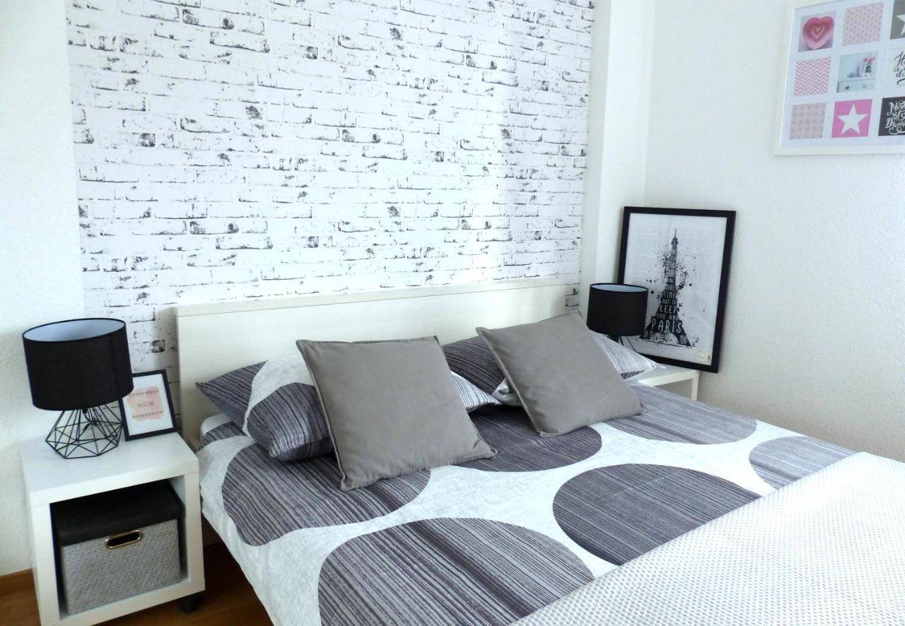 Iris Beach Apartments Kaštela Екстериор снимка