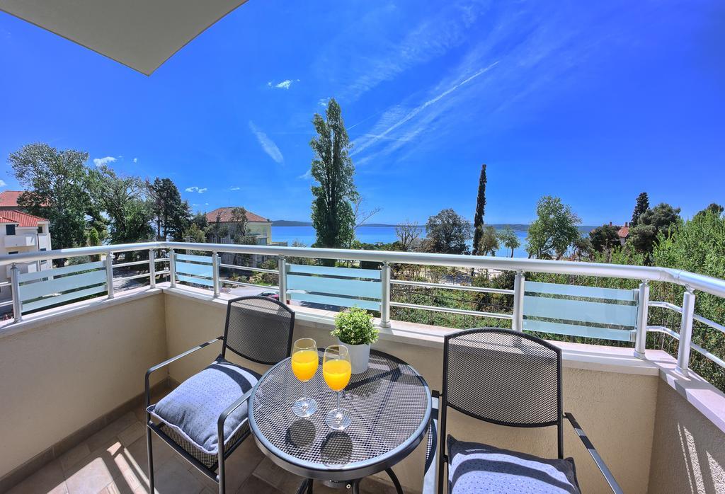 Iris Beach Apartments Kaštela Екстериор снимка